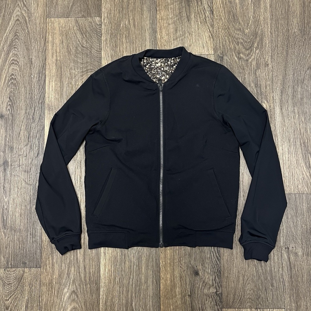 Lululemon Reversible Party Bomb Jacket Women's Size S/M Black Gold NYE Exclusive - Picture 2 of 10